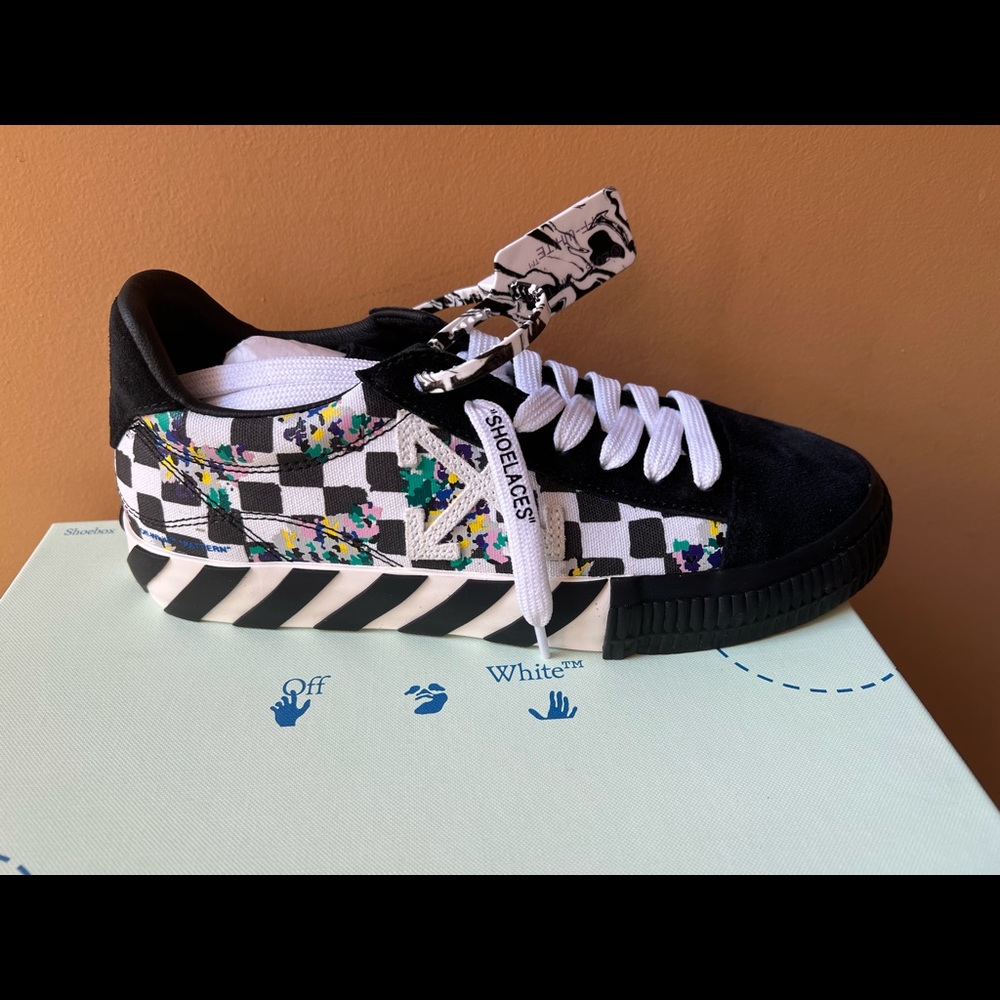 Off White Sneakers